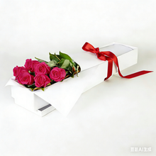 6 Red Roses in Presentation Box
